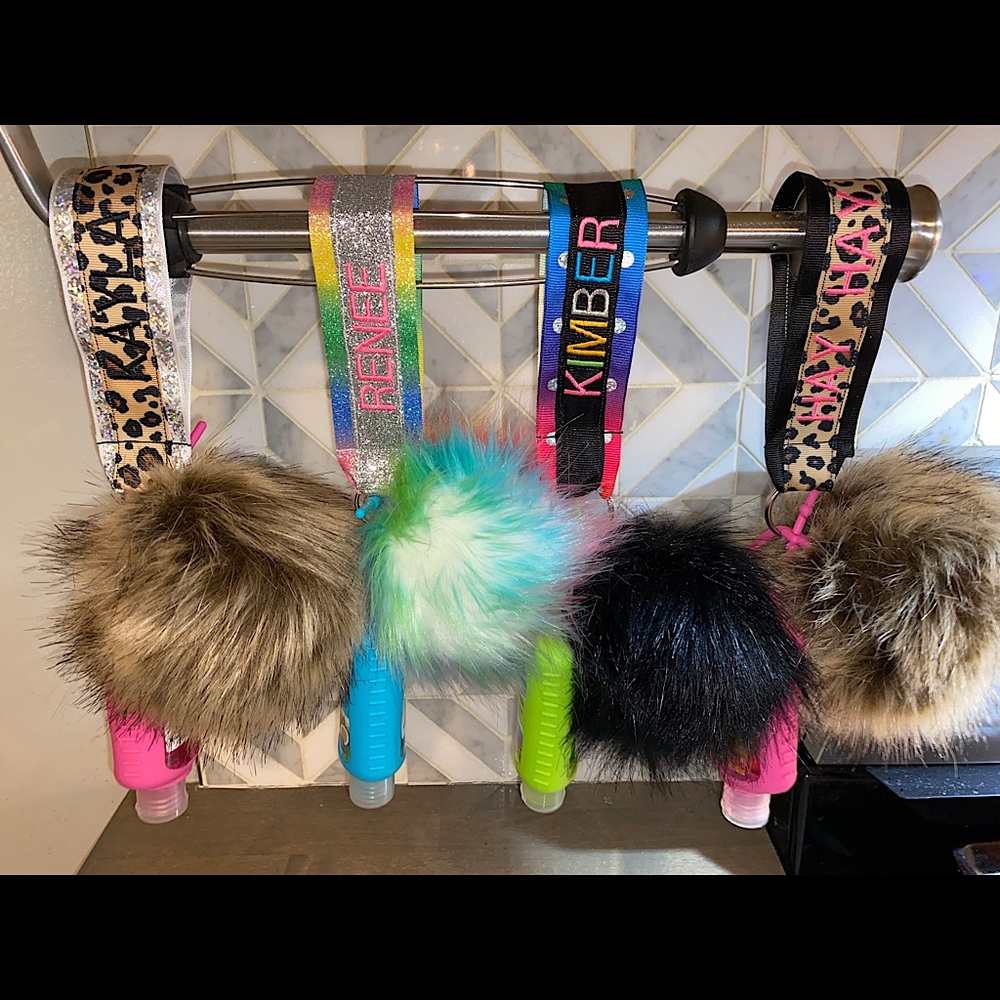 Personalized name keychain fur puff hand sanitizer